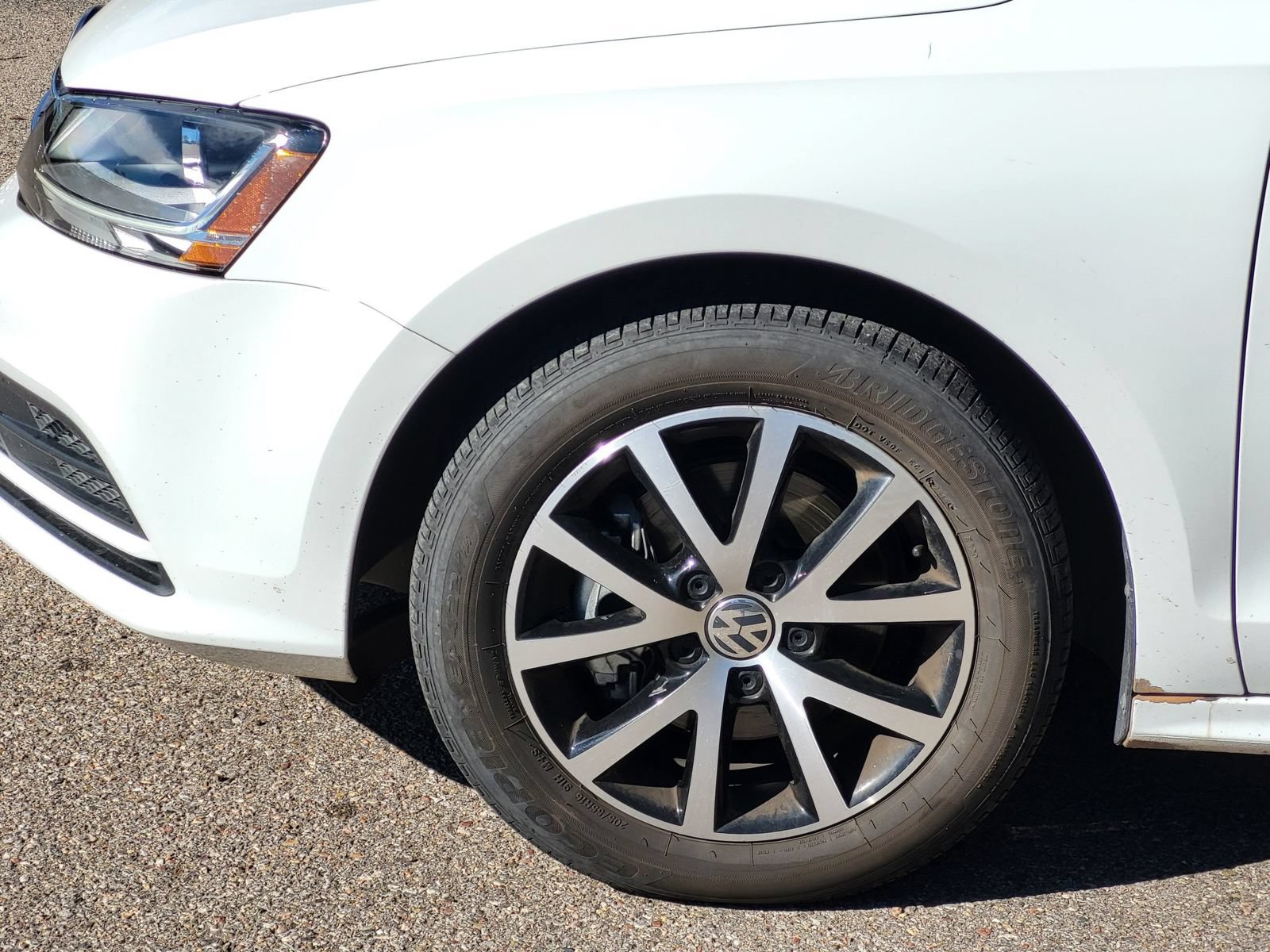 Used 2017 Volkswagen Jetta SE FWD image 8