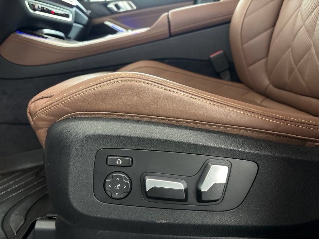 Certified 2024 BMW X5 xDrive40i w/ M Sport Package AWD/4WD image 28