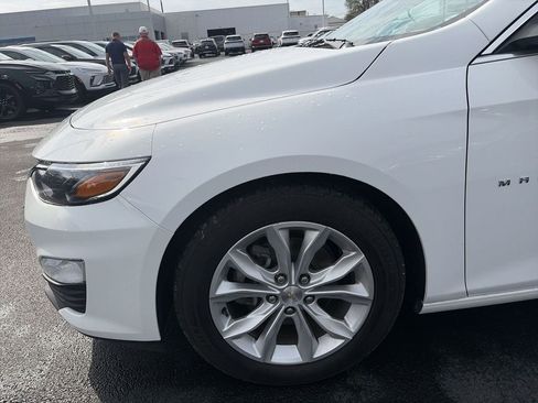 Used 2021 Chevrolet Malibu LT image 16