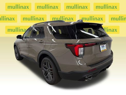 New 2026 Ford Explorer ST AWD/4WD image 9