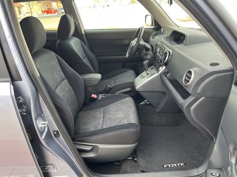 Used 2011 Scion xB image 18