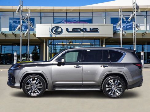 New 2026 Lexus LX 600 4WD w/ Luxury Package image 3