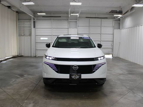 Used 2025 Nissan Murano Platinum w/ Cargo Package AWD/4WD image 3