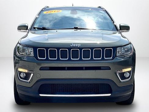 Used 2019 Jeep Compass Limited AWD/4WD image 2