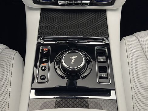 Certified 2023 Rolls-Royce Ghost Black Badge w/ Black Badge Ghost Package image 42