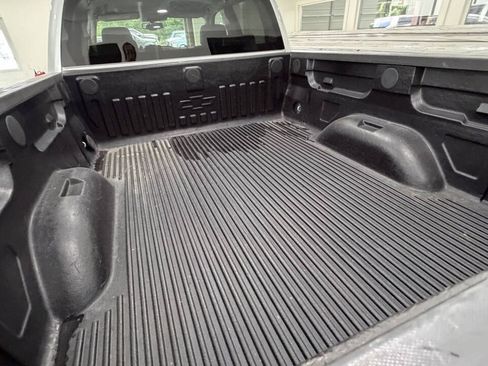 Used 2014 GMC Sierra 1500 SLE w/ All-Terrain Package AWD/4WD image 19