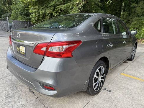 Used 2019 Nissan Sentra S FWD image 8