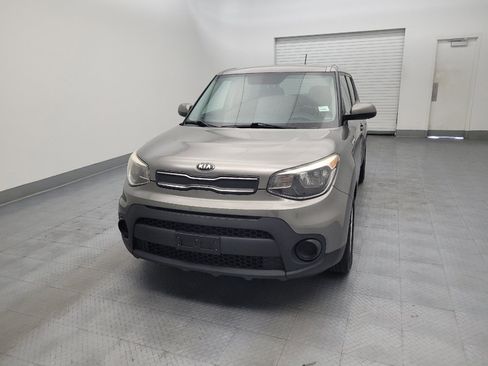 Used 2018 Kia Soul FWD image 15