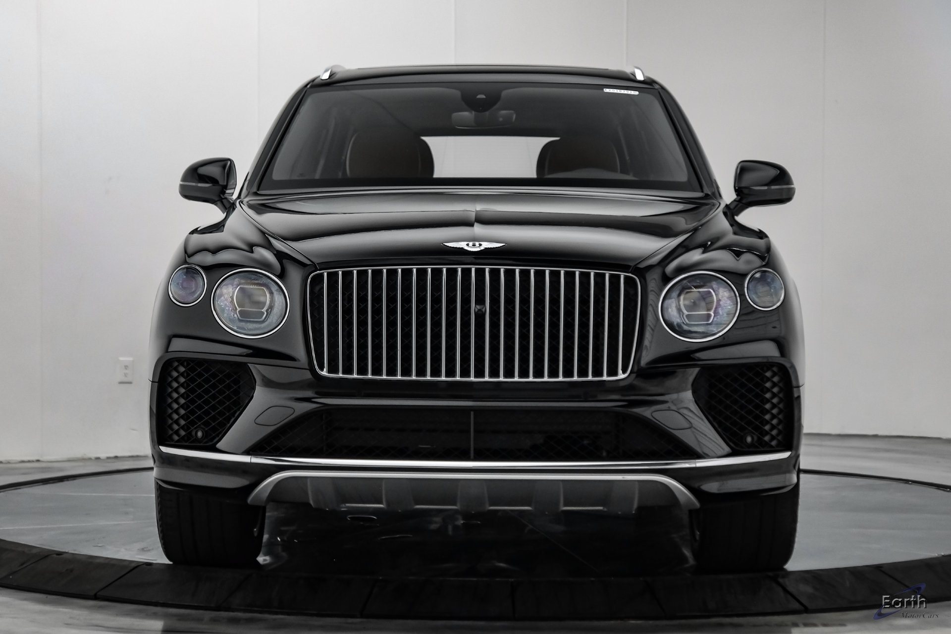 Used 2023 Bentley Bentayga Extended Wheelbase AWD/4WD image 26