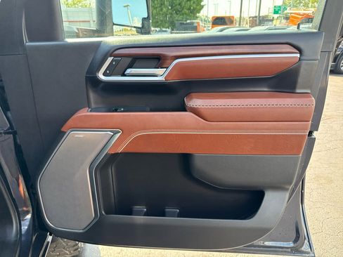 Used 2024 GMC Sierra 3500 Denali Ultimate image 35