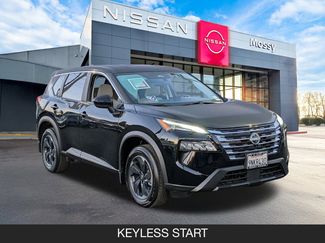 Certified 2025 Nissan Rogue SV video 2