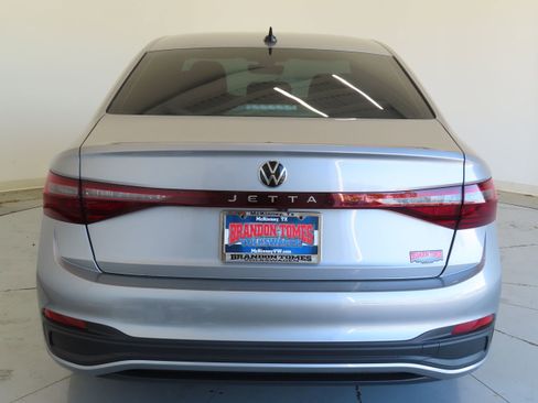 New 2026 Volkswagen Jetta Sport image 5