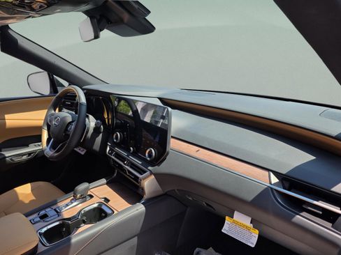 New 2026 Lexus RX 350h AWD/4WD image 11