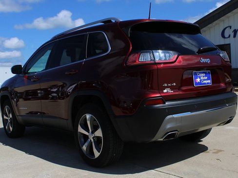 Used 2019 Jeep Cherokee Limited AWD/4WD image 7