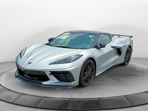 Used 2026 Chevrolet Corvette Stingray Preferred Conv w/ Z51 Performance Package RWD image 3