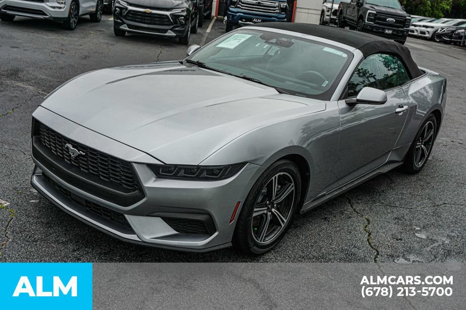 Used 2025 Ford Mustang Premium RWD image 14