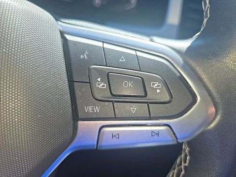 Used 2022 Volkswagen Atlas SE image 16