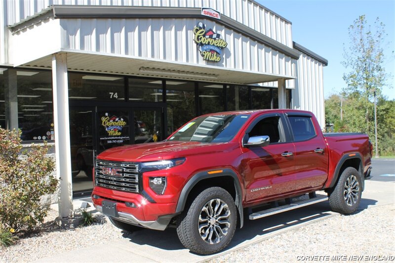 Used 2026 GMC Canyon Denali AWD/4WD image 1