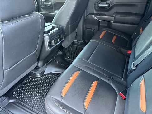 Used 2021 GMC Sierra 1500 AT4 w/ AT4 Premium Package AWD/4WD image 12