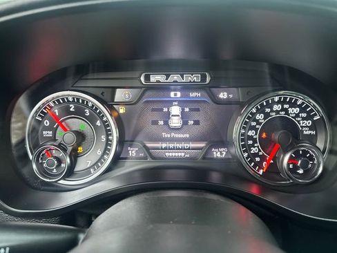 Used 2021 RAM 1500 Big Horn image 25