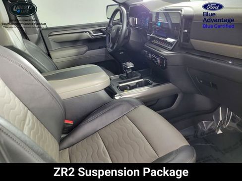 Used 2023 Chevrolet Silverado 1500 ZR2 w/ Technology Package image 19