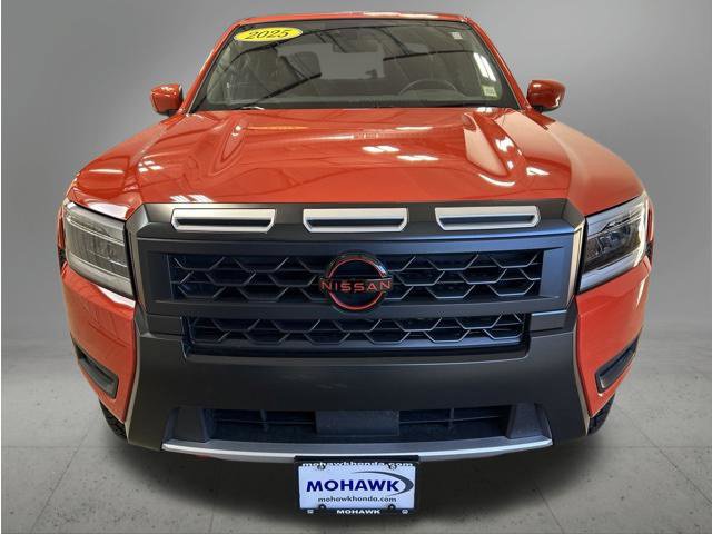 Used 2025 Nissan Frontier PRO-4X w/ Interior Protection Package AWD/4WD image 9