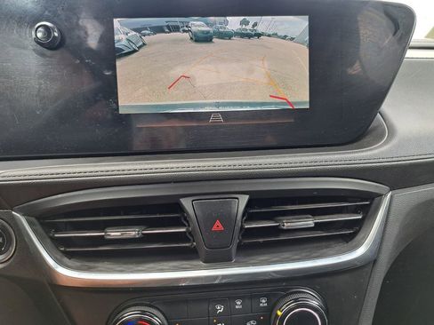 Used 2024 Buick Encore GX Preferred image 12