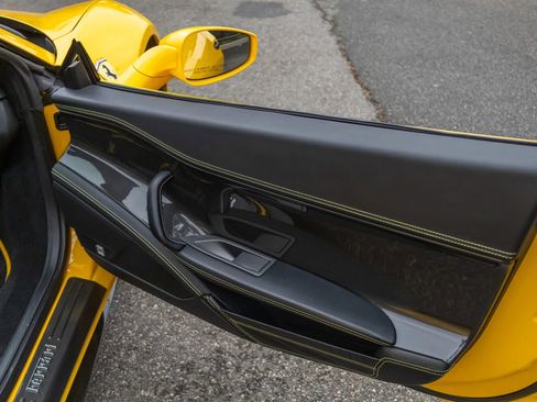 Used 2013 Ferrari 458 Spider RWD image 75