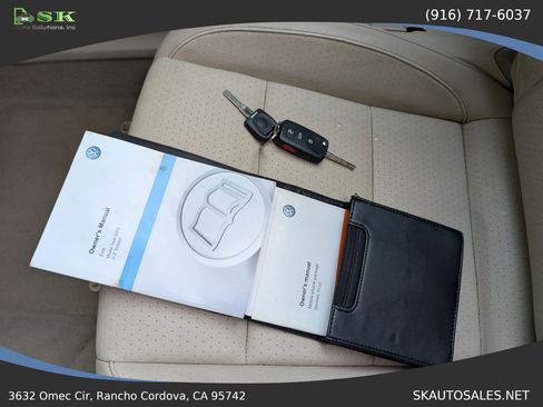 Used 2012 Volkswagen Eos Komfort image 25