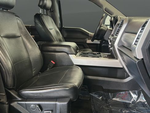 Used 2017 Ford F250 Lariat w/ Lariat Ultimate Package AWD/4WD image 23
