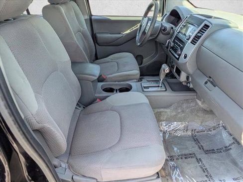 Used 2013 Nissan Frontier SV AWD/4WD image 20