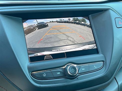 Used 2023 Chevrolet TrailBlazer RS image 13