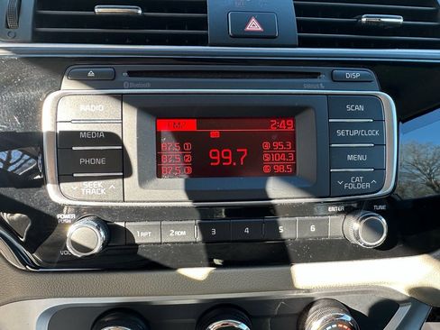 Used 2017 Kia Rio LX image 16