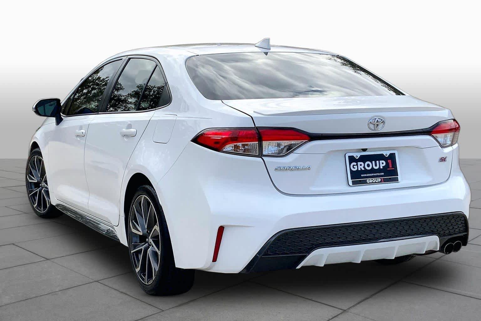Used 2021 Toyota Corolla SE FWD image 11