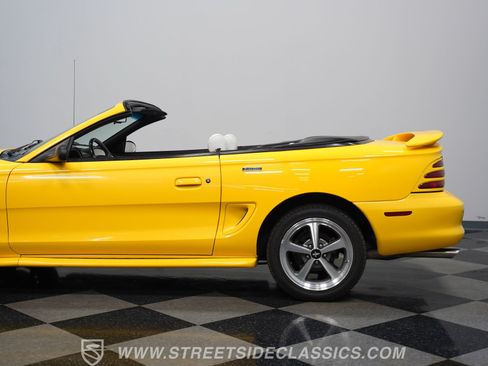 Used 1995 Ford Mustang GT RWD image 22