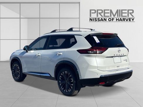 New 2026 Nissan Rogue Platinum w/ Platinum Premium Package AWD/4WD image 3
