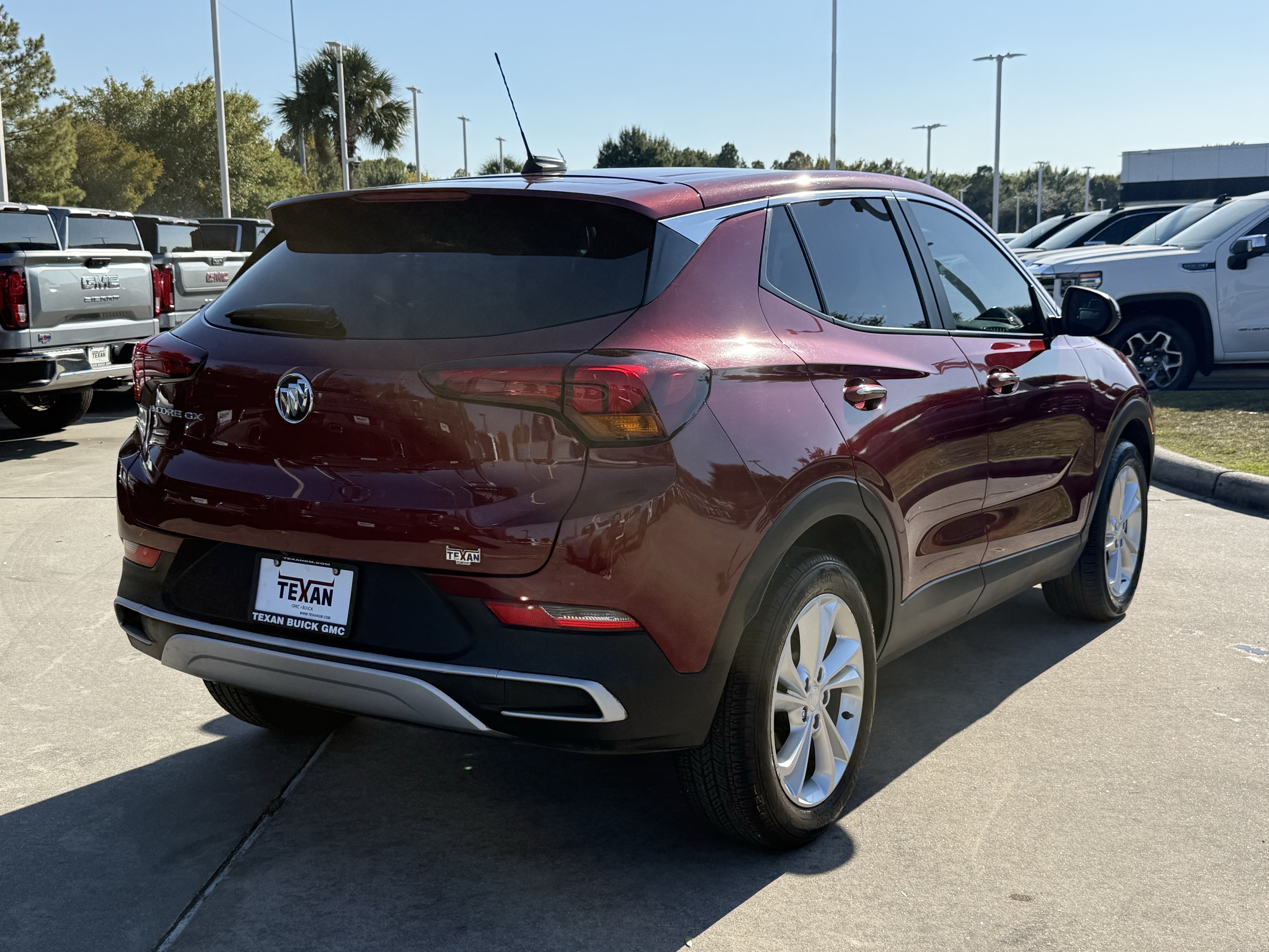 Used 2023 Buick Encore GX Preferred FWD image 5