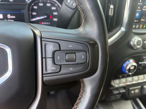 Used 2023 GMC Sierra 2500 AT4 w/ AT4 Preferred Package AWD/4WD image 8