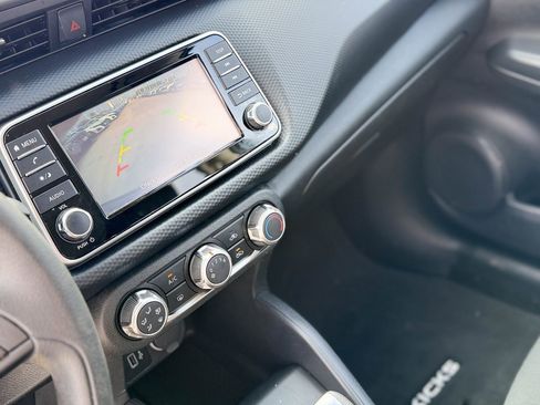 Used 2024 Nissan Kicks S image 17