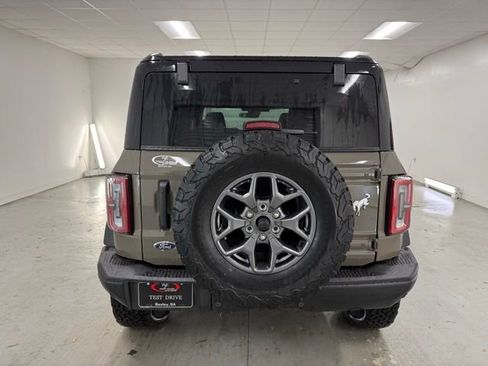 New 2025 Ford Bronco Badlands image 7