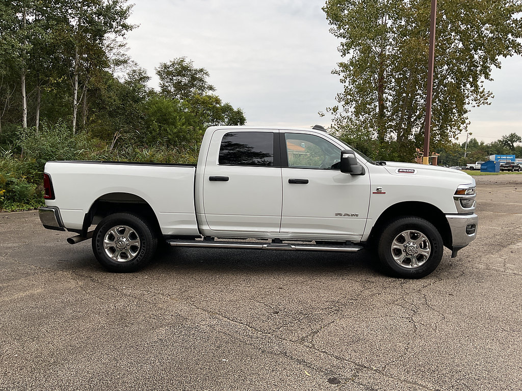 Used 2026 RAM 2500 Big Horn AWD/4WD image 4