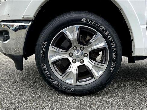 Used 2022 RAM 1500 Laramie image 7