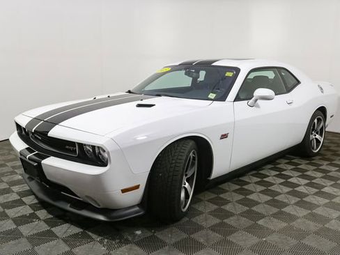 Used 2013 Dodge Challenger SRT8 RWD image 6