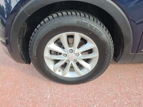 Used 2018 Kia Sorento LX AWD/4WD image 23
