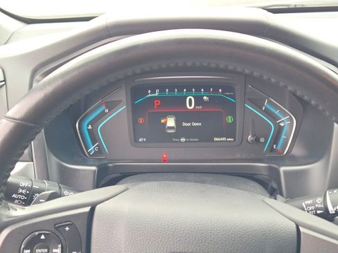 Used 2024 Honda Odyssey EX-L image 31