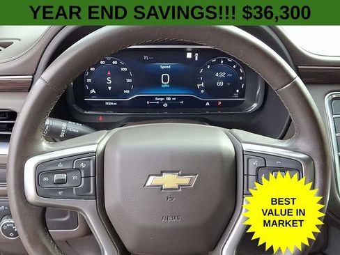 Used 2022 Chevrolet Suburban LT image 23