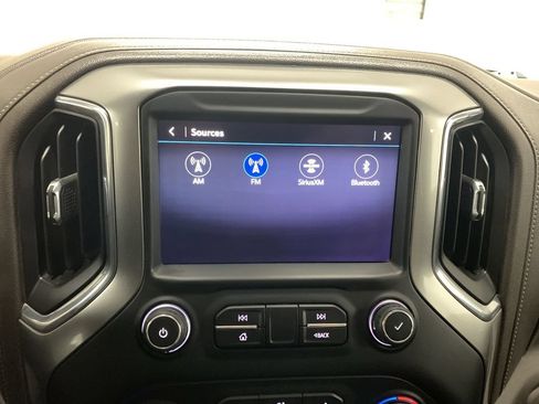 Used 2019 Chevrolet Silverado 1500 LTZ w/ LTZ Plus Package AWD/4WD image 40