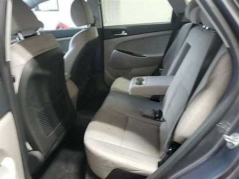 Used 2021 Hyundai Tucson SE FWD image 15