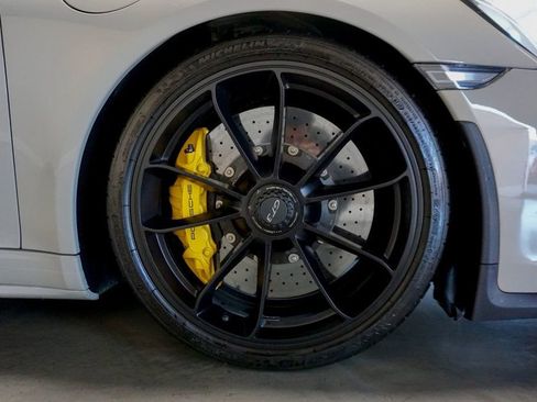 Used 2018 Porsche 911 GT3 image 43