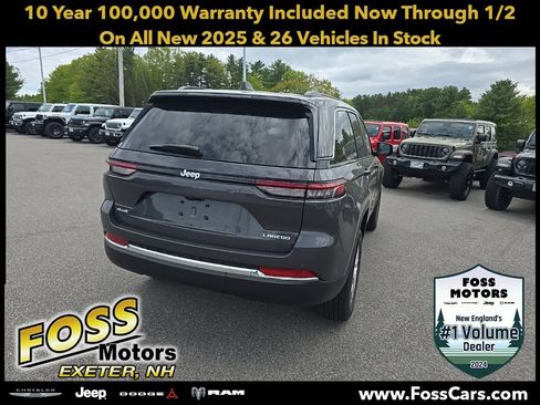 New 2025 Jeep Grand Cherokee Laredo X image 7